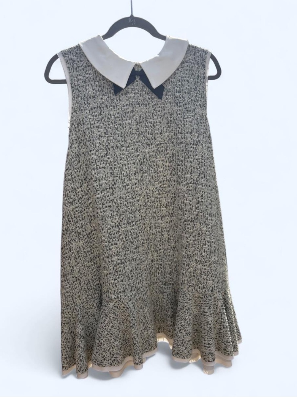 NWT Zara Woman
PEPLUM
BOW DRESS
Size large
